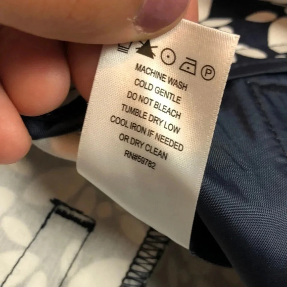 NEW ADRIANNA PAPELL Women’s 12 Print Slim Leg Ankle Slightly Stretchy Pant - Picture 10 of 10